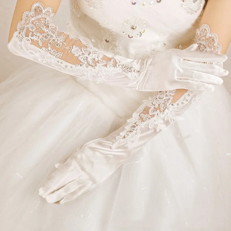 Gants de Mariée Satin et Dentelle